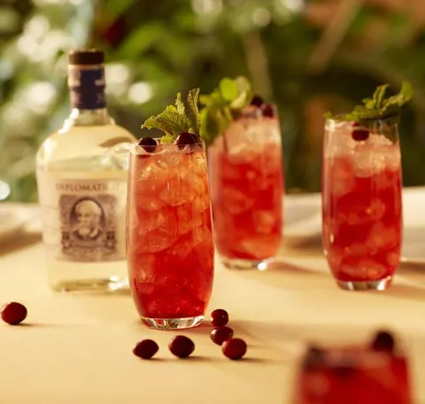 Planas Cranberry Mojito - Ron Diplomatico
