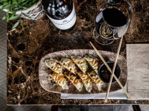 El Escondite de Villanueva - Gyozas de pollo y verduras