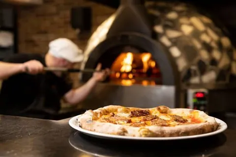 Mola pizza