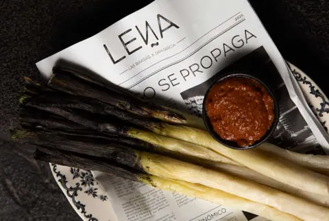 Leña enciende el fuego con su primera propuesta de calçots en Madrid y Marbella