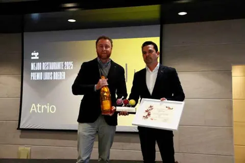 Atrio galardonado con el Premio Verema